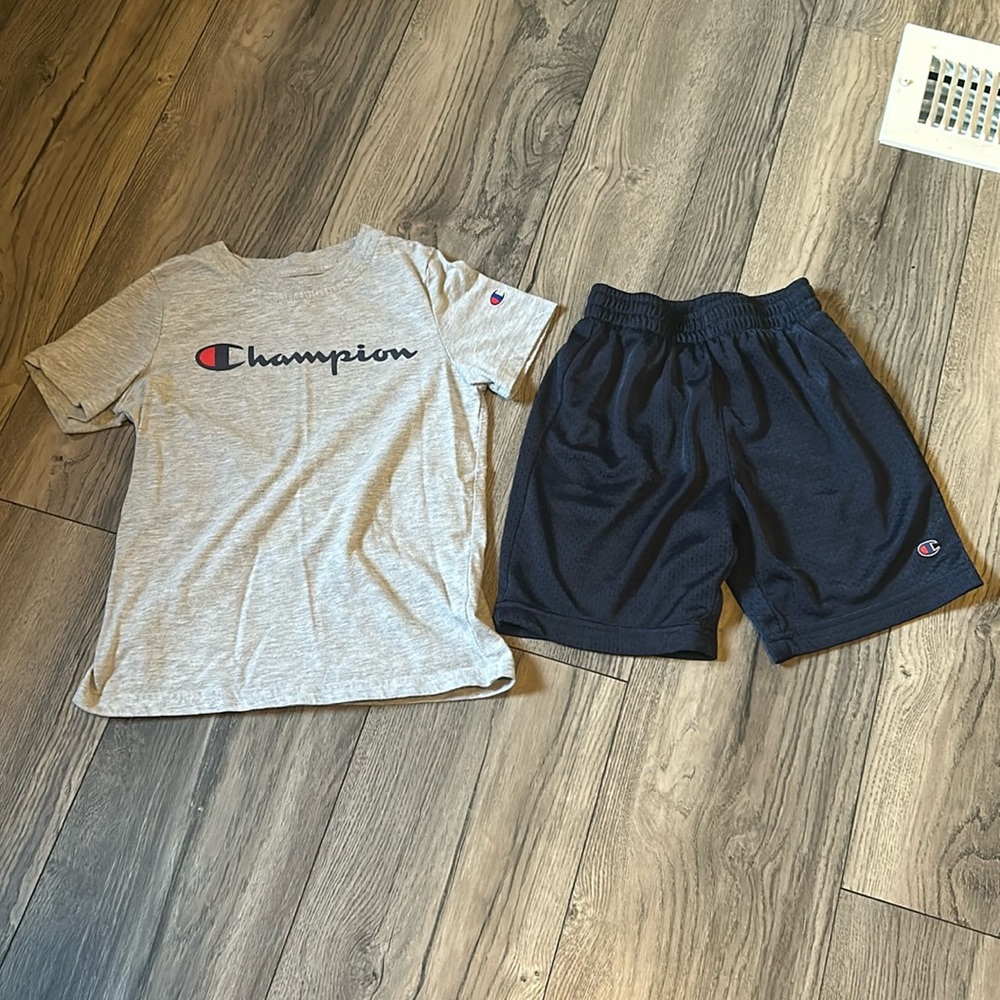 Champion boys summer set size 6!